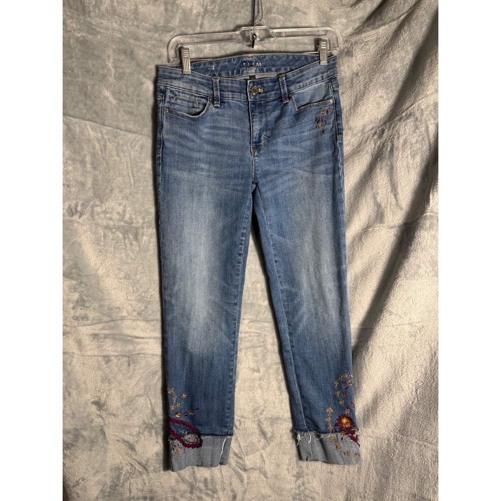 White House Black Market Slim Crop Embroidered Floral Jeans Blue Denim Size 2